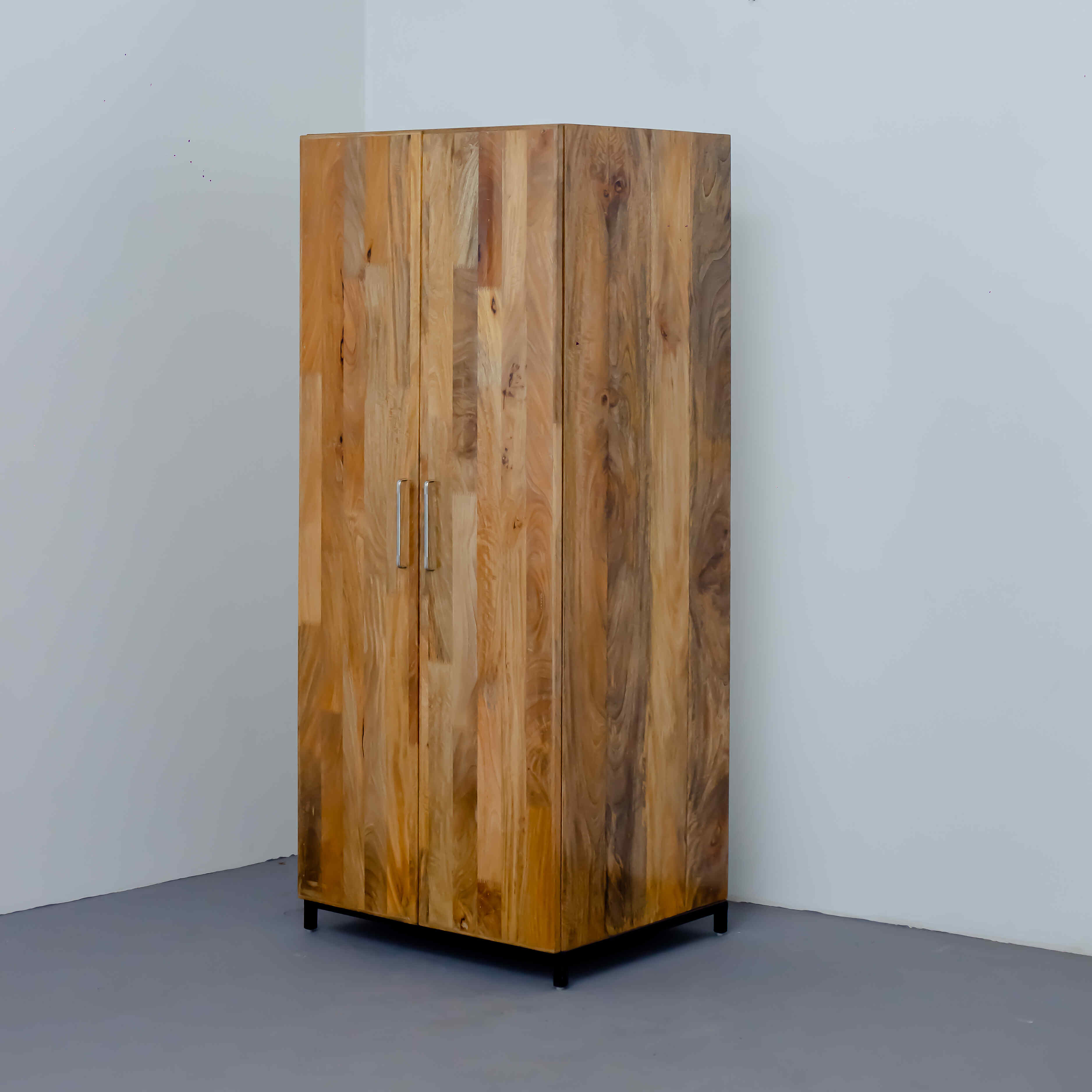 Romi Wardrobe
